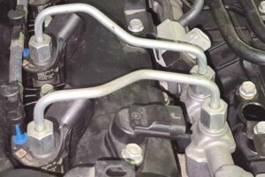 Bosch PIEZO in engine bay