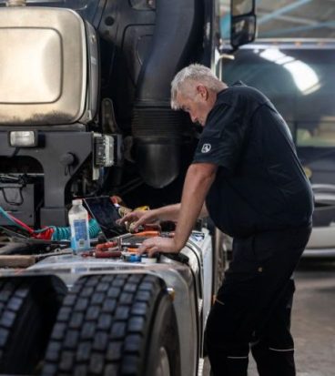 diesel diagnostic training on vehicle